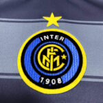 Camiseta Retro Inter Milán Segunda Equipacion 2004-2005 logo