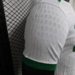 Camiseta Sporting de Lisboa Edicion Especial Versión jugador 2024-2025 puño derecho