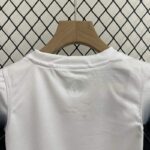 Conjunto Niño Corinthians Primera Equipación 2024-2025 cuello