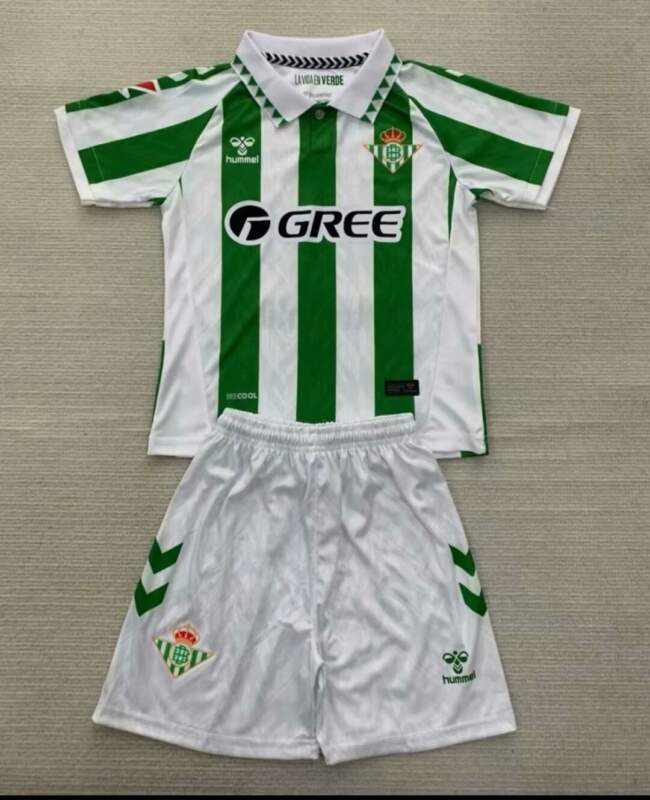 Conjunto Niño Primera Equipacion Real Betis 2024-2025 Conjunto Niño Primera Equipacion Real Betis 2024-2025