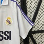 Camiseta Retro Real Madrid Primera equipacion 1984-1985 escudo