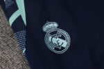 Chandal Real Madrid Verde Claro 2024-2025 logo pantalon