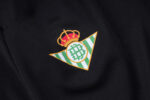 Conjunto Chandal Real Betis Negro 2022 escudo