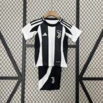 Conjunto Juventus primera equipacion 2024-2025