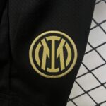 Conjunto Niño Inter de Milan Primera Equipacion 2024-2025 logo pantalon corto