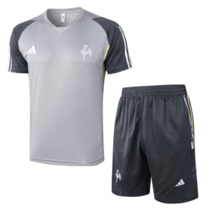 Conjunto de Entrenamiento Atletico Mineiro Gris 2024-2025 parte delantera