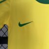 Conjunto retro niño Brasil primera equipacion 1998 logo