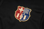 chandal-fc-barcelona-negro-2024-2025-escudo
