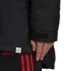 chaqueta-bayern-munich-Stadium-staff-2024-2025-puño-izquierdo