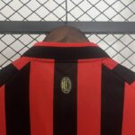 Camiseta AC Milan Edición conmemorativa del 125 aniversario cuello anterior