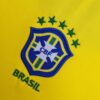 Camiseta Retro Brasil primera equipacion 2004-2006 escudo