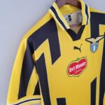 Camiseta Retro Lazio tercera equipacion 1998-2000 hombro