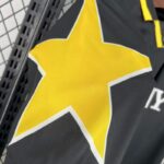 Camiseta-juventus-tercera-equipacion-retro-1996-1997-puño-derecho