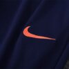 Chandal FC Barcelona Azul 2024-2025 logo abajo.