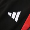 Chandal Manchester United Blanco 2024-2025 logo