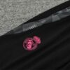 Chandal Real Madrid Rosa 2024-2025 escudo abajo