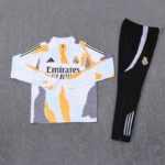 Chandal Real Madrid amarillo 2024-2025 post