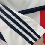 camiseta-bayern-munich-segunda-equipacion-retro-2000-2001-puño-derecho