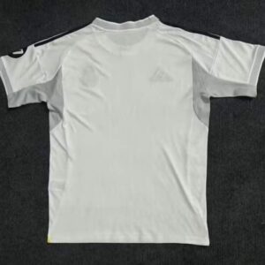 camiseta-real-madrid-primera-equipacion-2025-2026-parte-trasera
