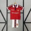conjunto-niño-manchester-united-primera-equipacion-retro-1998-1999