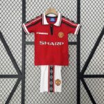 conjunto-niño-manchester-united-primera-equipacion-retro-1998-1999