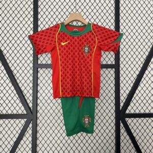 conjunto-niño-portugal-primera-equipacion-2004