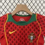 conjunto-niño-portugal-primera-equipacion-2004-dorsal