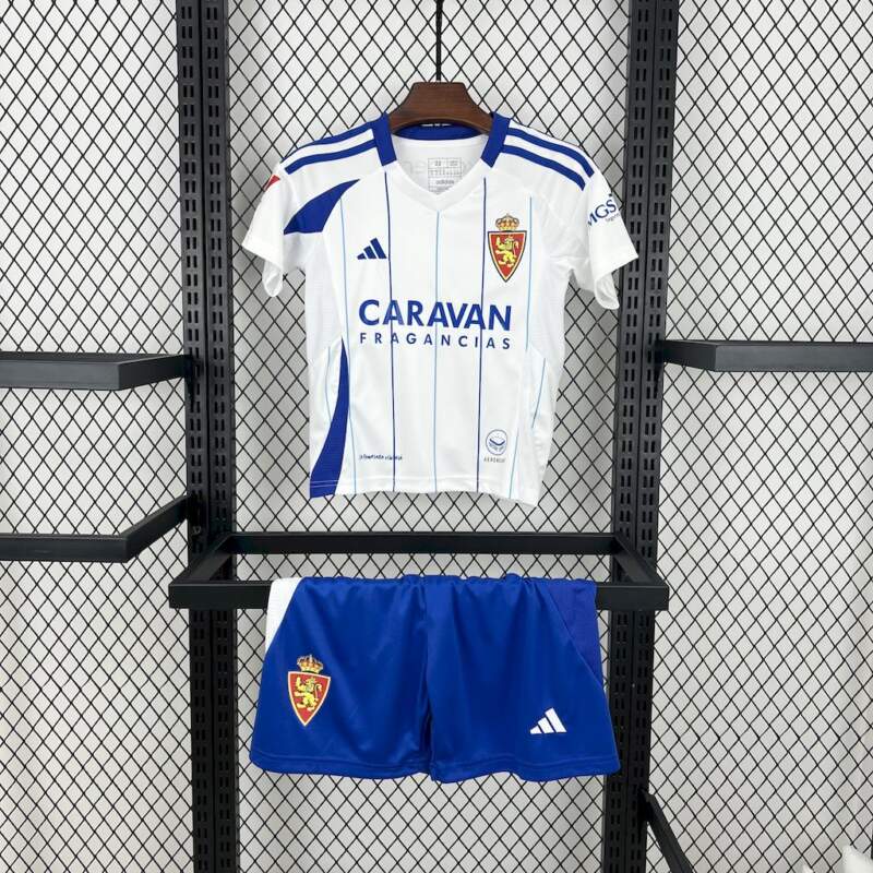 conjunto-niño-primera-equipacion-real-zaragoza-2024-2025 conjunto-niño-primera-equipacion-real-zaragoza-2024-2025