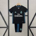 conjunto-niño-real-madrid-segunda-equipacion-retro-2017-2018