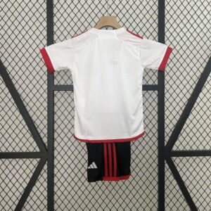conjunto-niño-segunda-equipacion-flamengo-2024-2025-parte-trasera