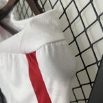 pantalon-corto-manchester-united-primera-equipacion-2024-2025-lateral