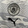 Camiseta Manchester City Año del Dragón Edición Especial 2024-2025 escudo