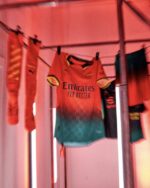 Camiseta-ac-milan-cuarta-equipacion-off-white-2024-2025-2-imagen