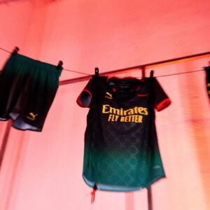 Camiseta-ac-milan-cuarta-equipacion-off-white-2024-2025-camiseta