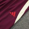 Chandal Bayern Munich Crema 2024-2025 logo