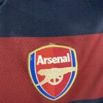 camiseta-arsenal-tercera-equipacion-retro-2007-2008-escudo