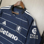 camiseta-aston-villa-tercera-equipacion-2024-2025-puño-izquierdo