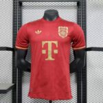 camiseta-bayern-munich-edicion-especial-125-años-2025-2026