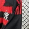 camiseta-flamengo-primera-equipacion-2025-2026-hombro