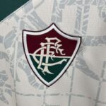 camiseta-fluminense-tercera-equipacion-2024-2025-escudo