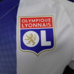 camiseta-lyon-primera-equipacion-version-jugador-2024-2025-escudo