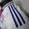 camiseta-lyon-primera-equipacion-version-jugador-2024-2025-hombro