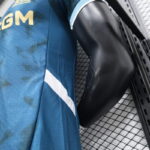 camiseta-marsella-segunda-equipacion-version-jugador-2024-2025-axila