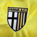camiseta-parma-segunda-equipacion-retro-1995-1997-escudo