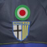 camiseta-parma-segunda-equipacion-retro-1999-2000-escudo