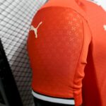 camiseta-portugal-primera-equipacion-versión-jugador-2025-2026-puño-derecho