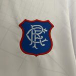 camiseta-rangers-segunda-equipacion-2024-2025-escudo