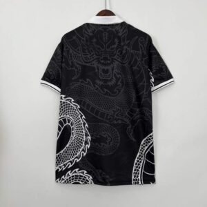camiseta-real-madrid-edicion-especial-dragon-negro-2023-2024-parte-trasera
