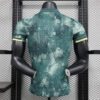 camiseta-tottenham-tercera-equipacion-version-jugador-2024-2025-parte-trasera