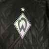 camiseta-werder-bremen-tercera-equipacion-2024-2025-escudo